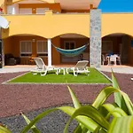 Gin 72 Premium Apartamento *